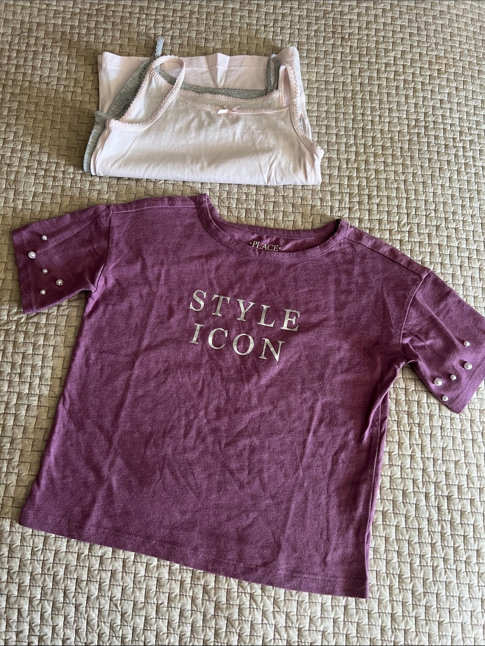 Girl’s Assorted tops size 5/6. Like new!